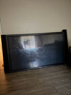 Plasma  65 inch tv