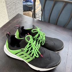 Men's Nike Presto Essential Running Shoe “Green strike” size 11