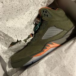 Jordan 5 Olive