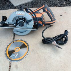 WORMDRIVE SAW