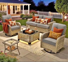 Brand new patio furniture set