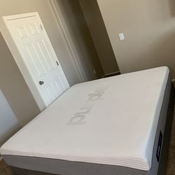 KING PURPLE HYBRID MATTRESS AND FREE BOX SPRINGS
