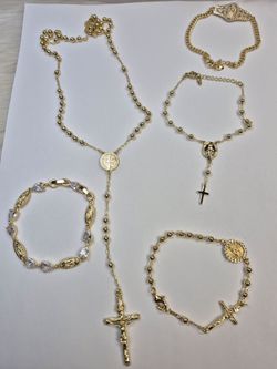 Beautiful high quality jewelry hypoallergenic waterproof non tarnish excellent quality 14K Gold laminated prices are on Description