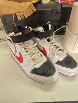 Nike High-Top Sneakers White Red Black