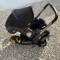 Doona Stroller With Base 