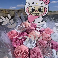 Bouquet, Hello Kitty, Labubu, stitch 