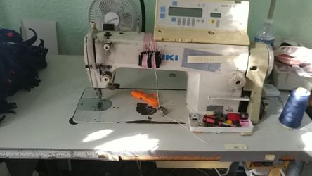 Maquina de una aguja