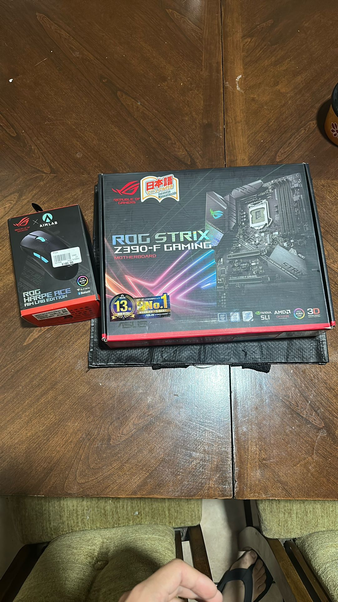 PC Asus ROG Astrid Z390F And asus x aim lab mouse