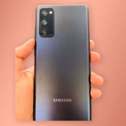 Samsung Galaxy S20 FE 5G 128GB Unlocked-$249