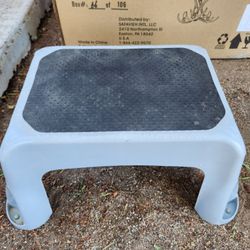 Small Antislippery Step Stool 