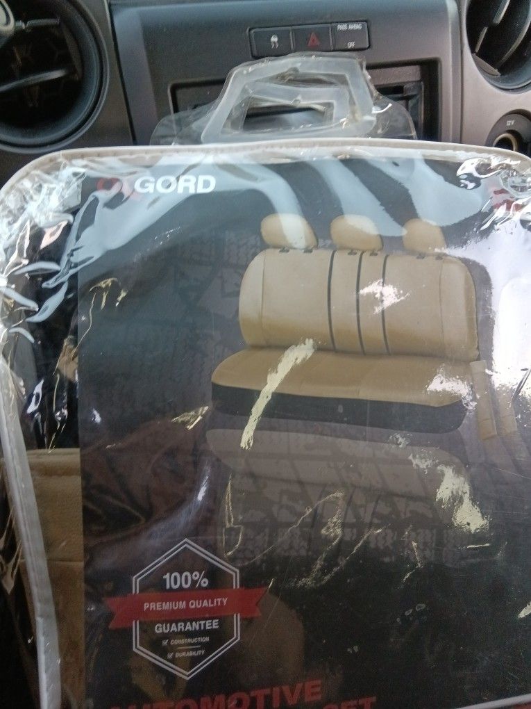 AUTOMOTIVE SEAT COVER SET 