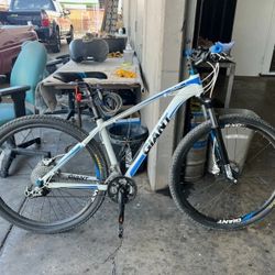 Giant Talon1 mountain bike 29 large