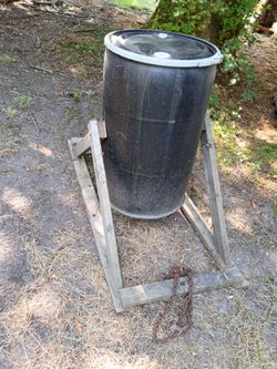 Composting barrel