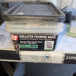 SCREW / NAIL / BOLT BUNDLE 