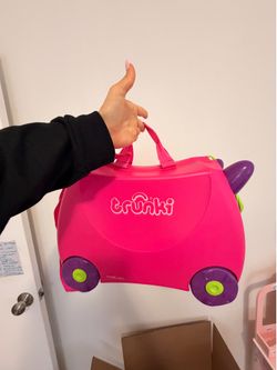Trunki Pink Ride-On Kids Suitcase