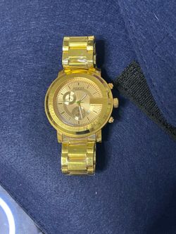 ✨NEW Gucci Gold Watch
