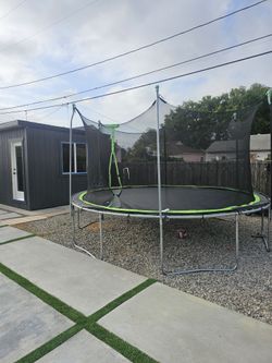 Trampoline