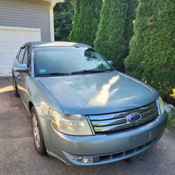 2008 Ford Taurus