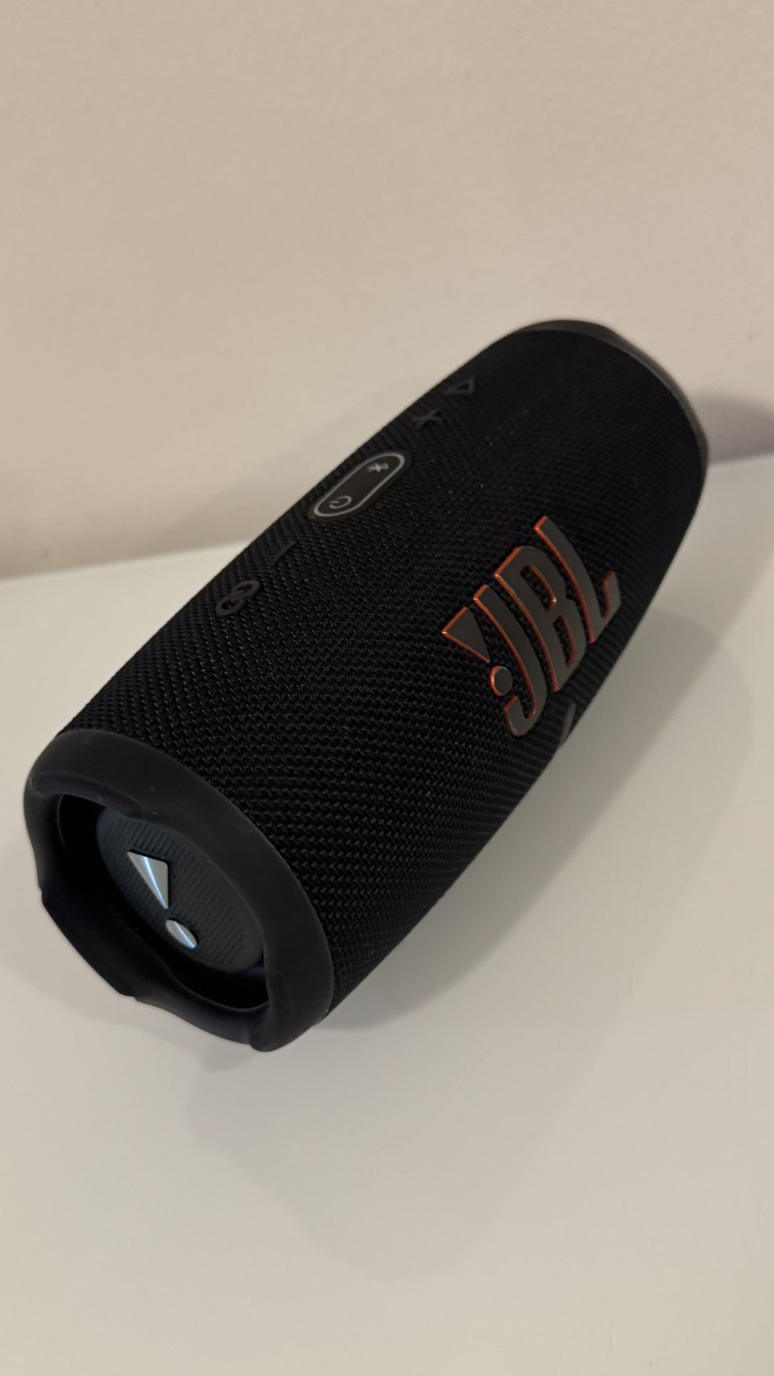 JBL Charge 5 wireless speaker