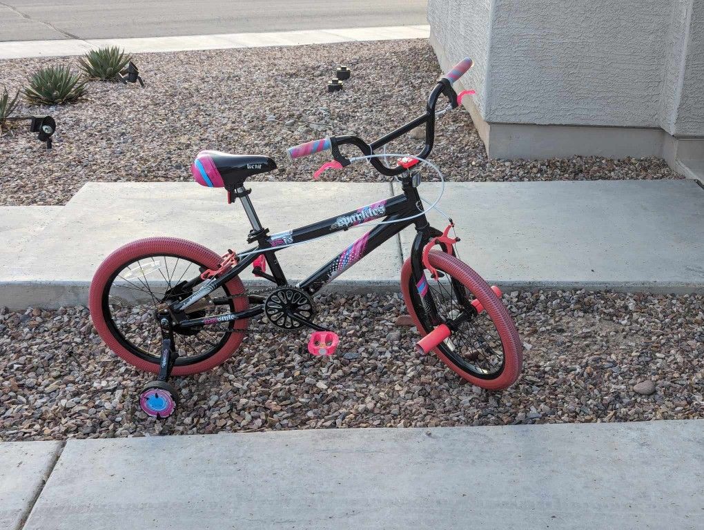 Girl's Bike 18" With Training Wheels