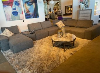 Sectional rooms to go Couch