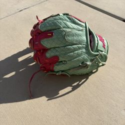 Built Different 11.25 Sloop Ameilia Vibes Series Glove