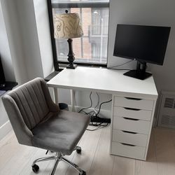 Desk | Desk Chair | Monitor Set