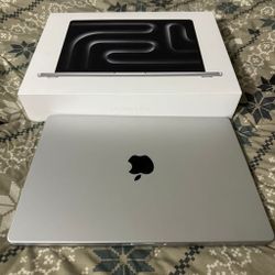 MacBook Pro M3 2023