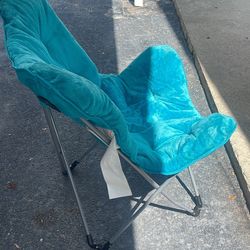 Teal Chair, Fluffy