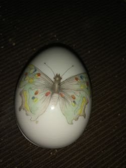 Vintage Limoges Egg