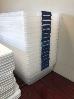 Hefty 52qt storage bin