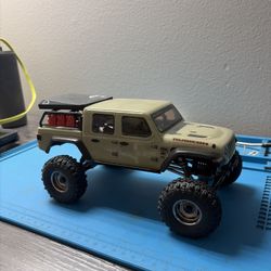 Scx24 Gladiator, LGRP, Meus