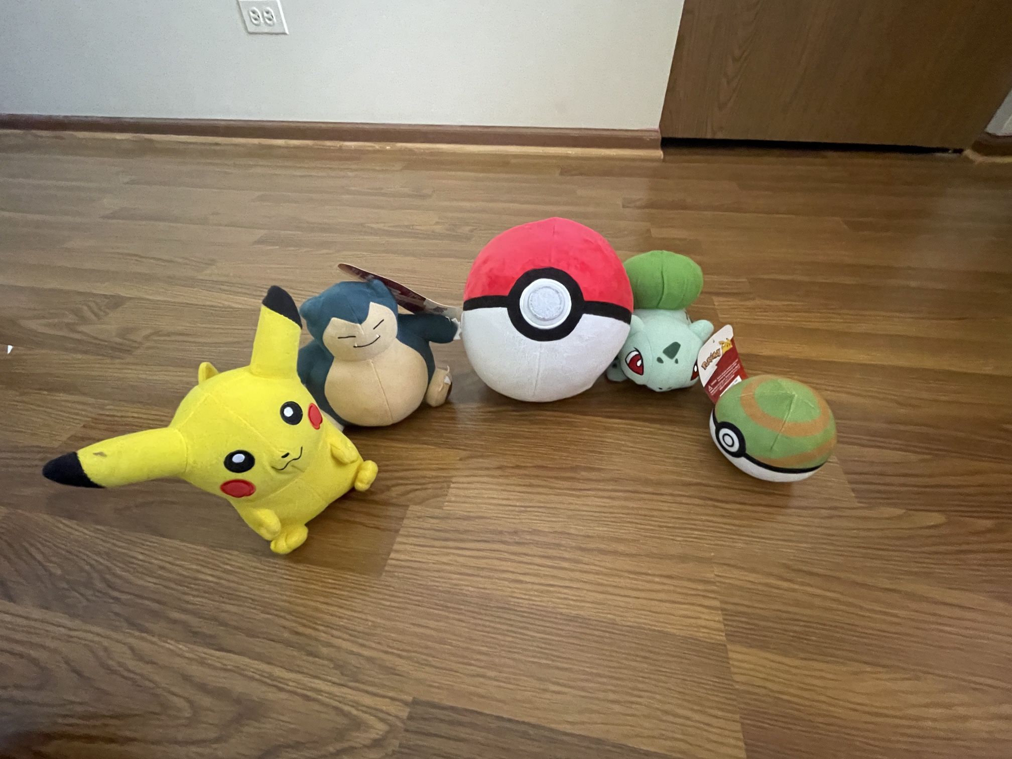 5pc Lot Pokémon Authentic Plushies New Good Condition And Quality Sleep Fun Toy Squishy Relax Stress Cute