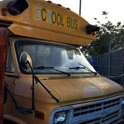 1985 Chevy School Bus - Mobile Home 