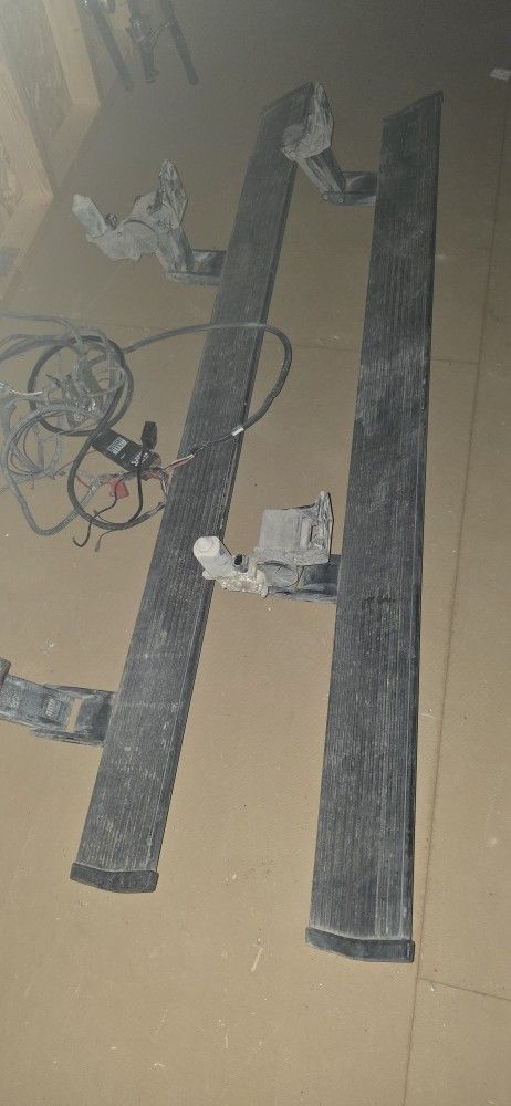 AMP Electric Door Steps