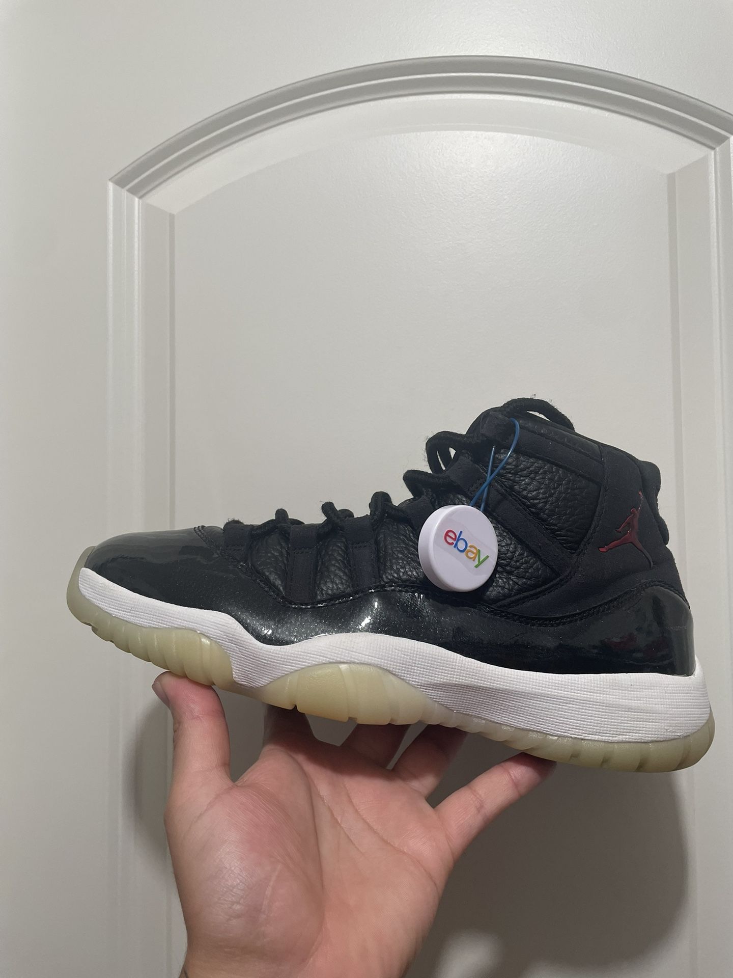 Jordan 11 72-10 Size 9.5
