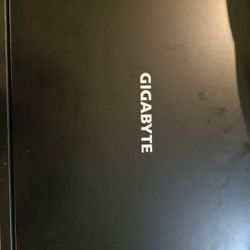 Gigabyte Gaming Laptop 3050TI 512 SSD ( OR TRADE For Rog Ally X Or Z1, Msi Claw Or Legion GO)