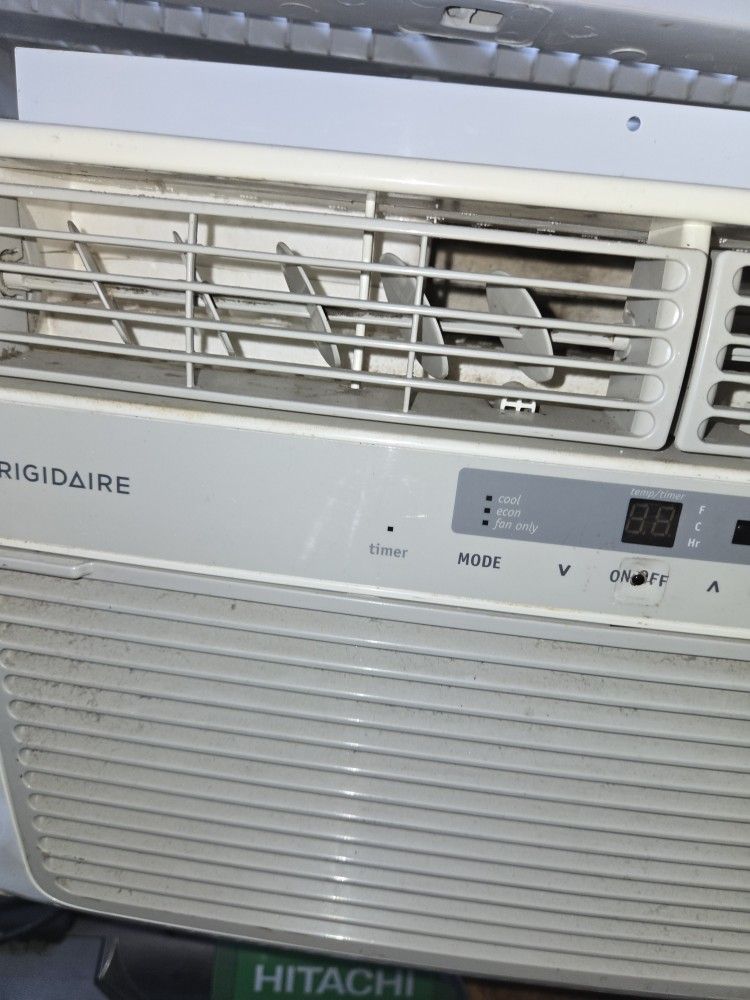8000 Btu Frigidaire Window Air Conditioner