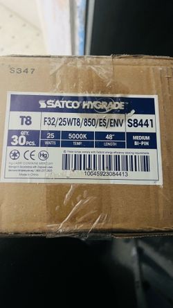 1case of 35Fluorecent Tubes F32/25WT8/850/ES/ENV