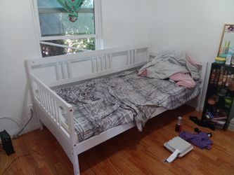 Twin bed frame
