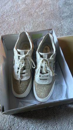 MK shoes. Size 7.5