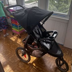 Graco Jogger stroller 