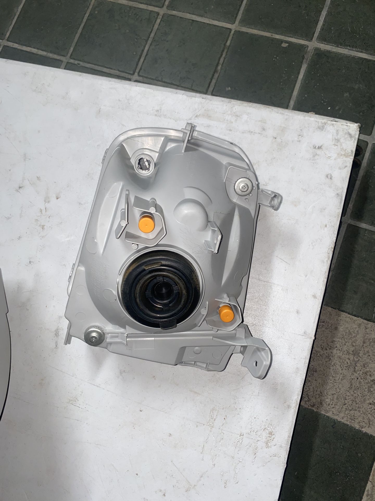 Toyota Tundra Headlights
