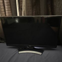 Used LG 24” LED TV (Model 24LF454B) w/ Remote & Power Cord