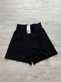 Never Worn H&M Linen Black Shorts XS