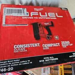 M18 FUEL 18-Volt Lithium-Ion Brushless Cordless Gen II 18-Gauge Brad Nailer (Tool-Only)
by

Milwaukee