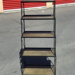 Bookshelf 