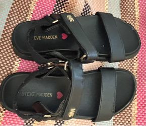 Girls Size 1 Steve Madden Sandals