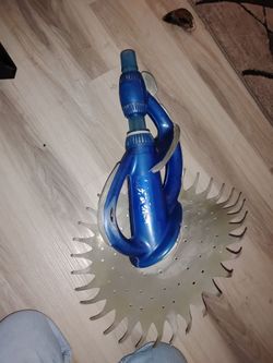 Kreepy krawly kriiser pool vac use condition works like new