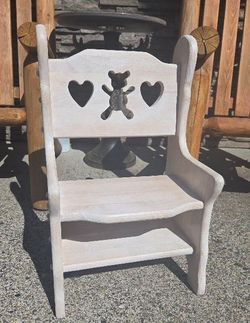 Kids Solid Wood Stool/Chair
